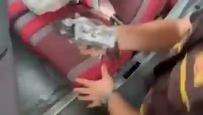 Yolcu otobüsünden kaçak sigara çıktı