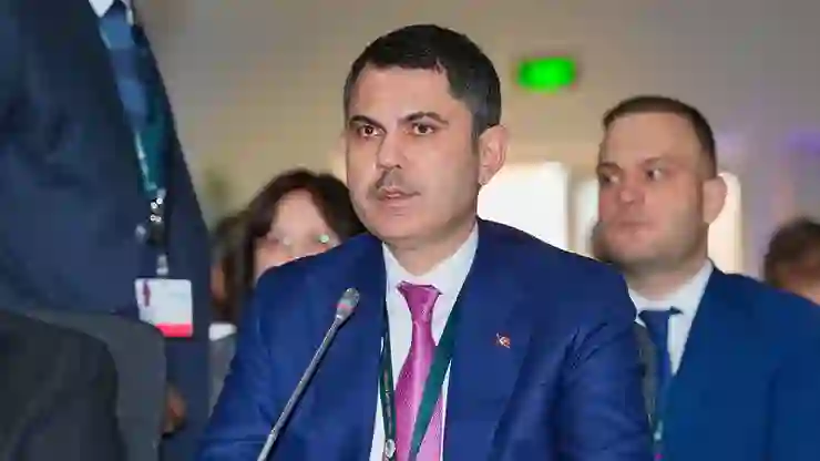 6 ilde acı tablo: Bakan Kurum yangınların bilançosunu açıkladı!