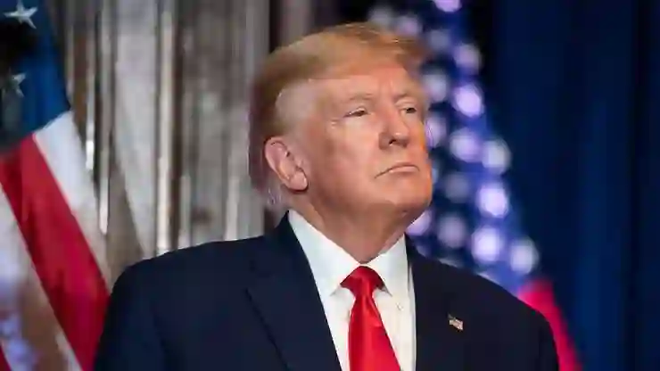 ABD Başkanı Donald Trump, ABD’nin Suriye’ye yaptırımlarını sonlandıran başkanlık kararnamesini imzaladı