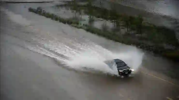 ABD’de sel: 13 kişi hayatını kaybetti