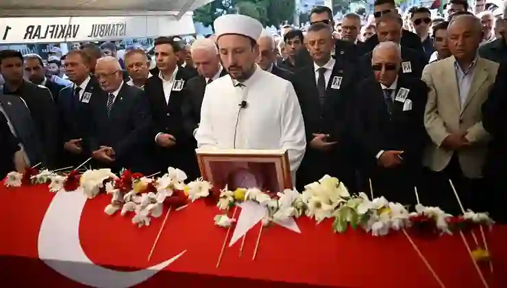 Altan Öymen son yolculuğuna uğurlandı