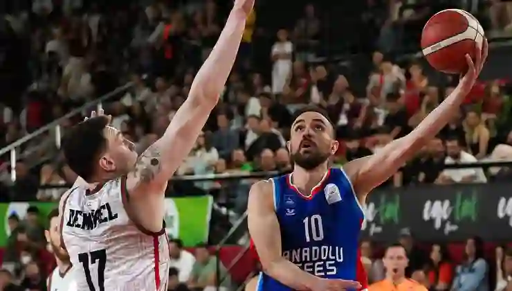 Anadolu Efes’te Rıdvan Öncel ile yollar ayrıldı
