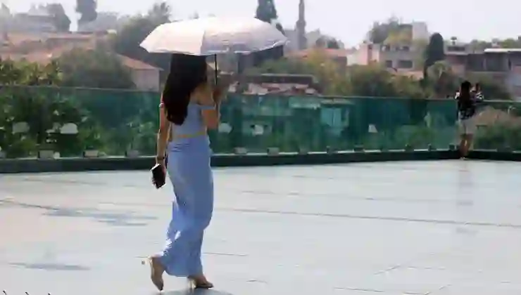 Antalya’da sıcaklık rekoru: 45 dereceye ulaşacak