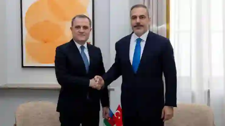 Bakan Fidan, Azerbaycanlı mevkidaşı Ceyhun Bayramov ile görüştü