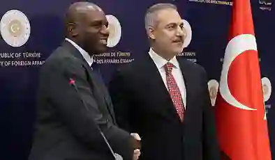 Bakan Fidan’dan İngiliz mevkidaşı Lammy ile görüşmesine ilişkin açıklama: İran-İsrail ateşkesinin kalıca barışa dönmesi hedeflerimizden biri