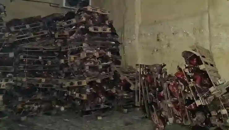 Bursa’da korkunç görüntü: Et depolayan ruhsatsız işletme mühürlendi