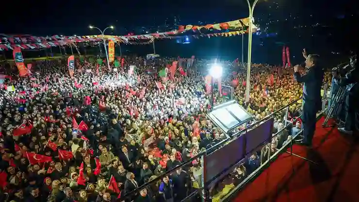 CHP, ‘Millet İradesine Sahip Çıkıyor’ mitingi için Adana’da