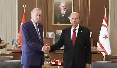 Erdoğan’dan KKTC Cumhurbaşkanı Ersin Tatar’a sitem: Ya bizi bir barakada karşılıyordun!