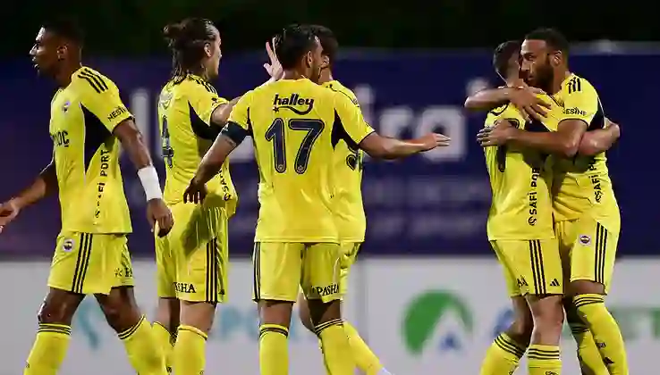 Fenerbahçe, ikinci hazırlık maçını 2 golle kazandı