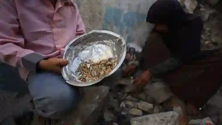 Gazze’de son 24 saatte biri çocuk 7 kişi açlıktan hayatını kaybetti