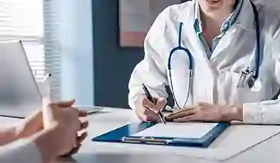 Meclis’ten geçti: Doktorlar en fazla iki kurumda çalışabilecek