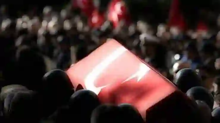 Metan gazı sonucunda şehit olan 12 askere ilişkin araştırma önergesi AKP ve MHP oylarıyla reddedildi