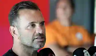 Okan Buruk’tan “Osimhen” ve “Çalhanoğlu” açıklaması