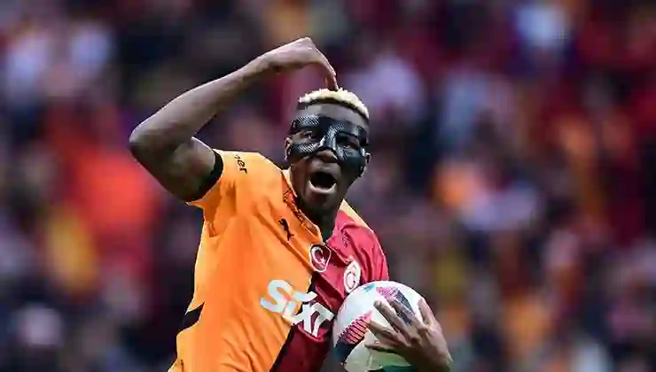 Osimhen imza için İstanbul’da