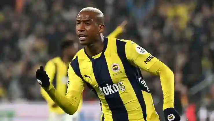 Talisca sakatlandı