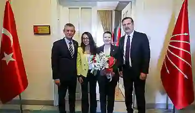 TİP Genel Başkanı Baş ve Parti Sözcüsü Kadıgil’den Özel’e dayanışma ziyareti