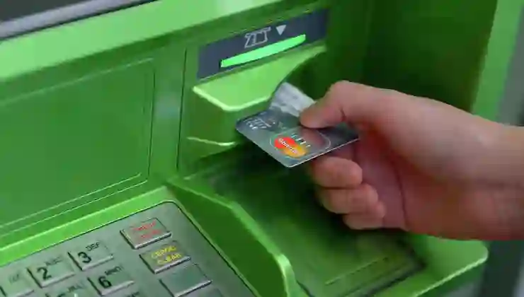 Yargıtay kararı: Tüketici kredisi nedeniyle bankalar emekli maaşına bloke edebilecek