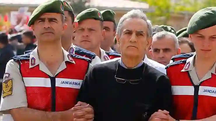 Akın Öztürk: 15 Temmuz önlenirdi ama 2.5 saat refleks göstermediler, Hulusi Akar ve Yaşar Güler işi bana yıktı; Uludere emrini vereni de açıklayacağım!