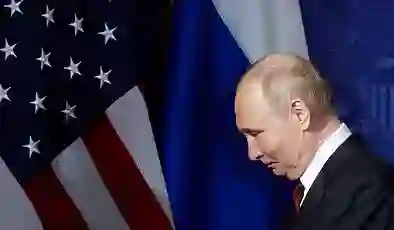 Alaska zirvesinin şifreleri: Kırmızı halı, belirsizlik ve Putin’in dönüşü