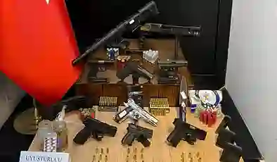 Antalya’da helikopter destekli operasyon: Çok sayıda silah ve mühimmat ele geçirildi