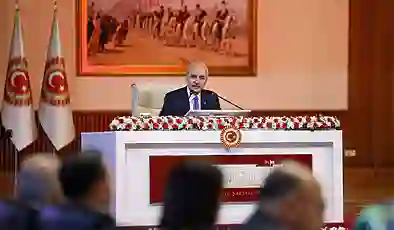 “Çalışmalar halkın gözü önünde ilerleyecek” diyen Kurtulmuş: Bu süreç, Türk’ün de Kürt’ün de ortak geleceğini ilgilendiren beka meselesidir