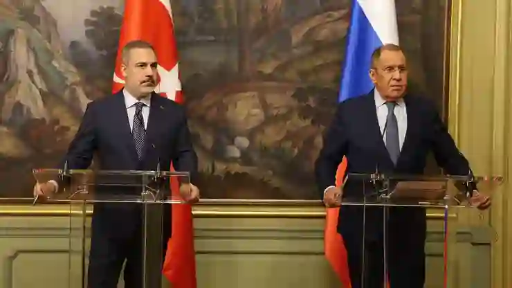 Dışişleri Bakanı Fidan, Rusya Dışişleri Bakanı Lavrov ile görüştü