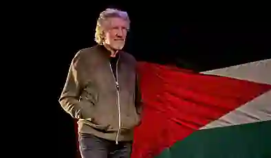 Efsane müzisyen Roger Waters, vahşice katledilen Filistinli kadınlar için beste yaptı