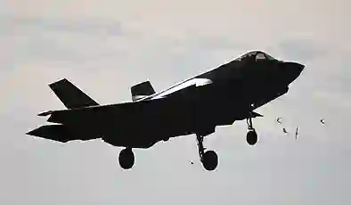 Havada 50 dakikalık kriz: F-35 pilotunun zor anları