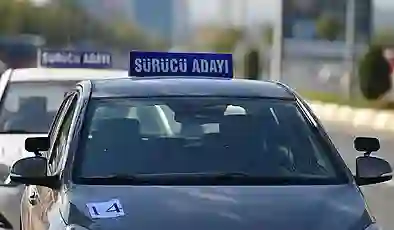 İnternette sınavsız ehliyet ilanı: Direksiyona geçmeden ehliyet sözü