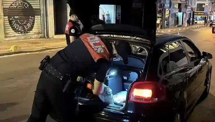 İstanbul’da asayiş ekipleri harekete geçti: Yüzlerce gözaltı var