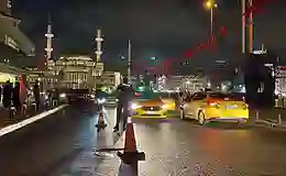 İstanbul’da polislerden “huzur” denetimi: Taksim dahil birçok bölgede GBT kontrolü yapıldı, araçlar durduruldu, helikopterler uçtu