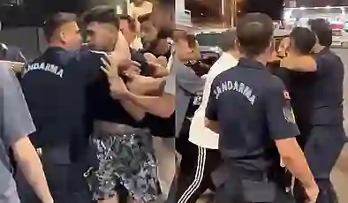 Kimlik kontrolünde jandarmaya saldırı: 8 gözaltı