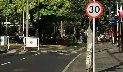 Kolombiya’da askeri hava üssü yakınlarına bombalı saldırı: 5 ölü, 36 yaralı