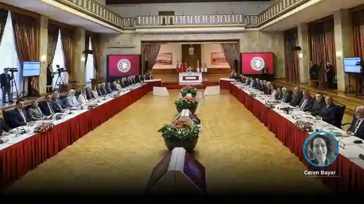 Komisyonda söz baro başkanları ve TBMM eski başkanlarında