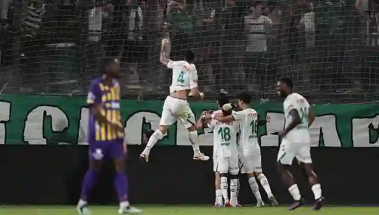 Konyaspor sezona farkla başladı