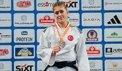 Manisalı Milli Judocu Sura Nil Karasu Avrupa ikincisi oldu