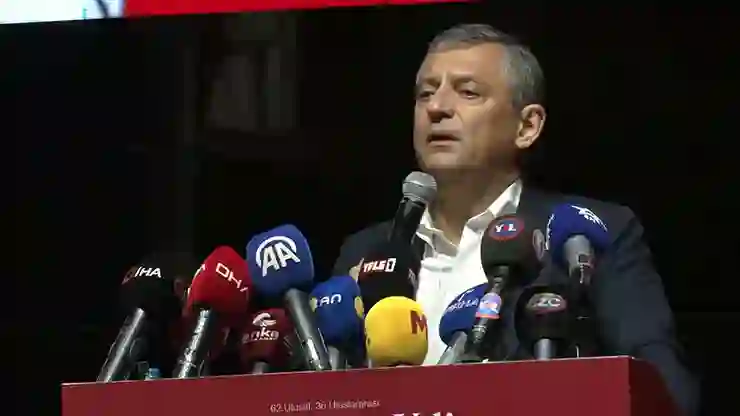 Özgür Özel: Bir çözüm gelecekse bir siyasi partinin lütfuyla değil; bu milletin barışa olan, kardeşliğe olan inancıyla gelecektir