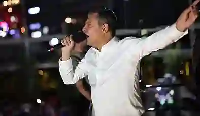 Özgür Özel: Erdoğan’a, onun yargıdaki aparatlarına sesleniyorum, 9 dalga yaptınız, 99 dalga da yapsanız buradayız, eylemdeyiz!