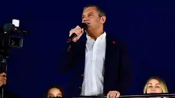 Özgür Özel, ‘Millet İradesine Sahip Çıkıyor’ mitinginde Tokat’ta