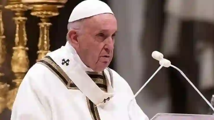 Papa’ya suikast iddiasıyla İtalya’da bir Türk tutuklandı