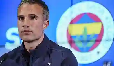 Robin van Persie, Fenerbahçe karşısındaki tur şansını yüzde vererek açıkladı