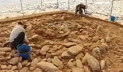 Şanlıurfa’da Göbeklitepe’den önce inşa edildiği düşünülen Mendik Tepe gün yüzüne çıkarılıyor