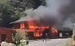 Sosyal tesislerde yangın: Restoran ile kafe kül oldu