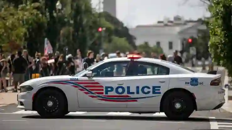 Trump yönetiminden geri adım; Washington’ın idaresini şehir polisi geri alacak