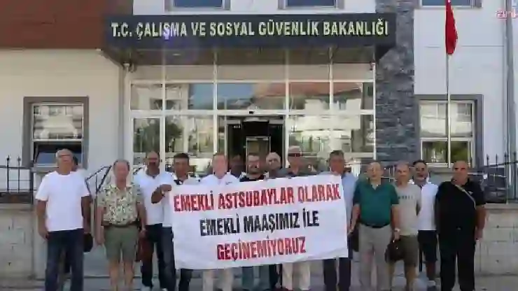 Türkiye Emekli Astsubaylar Derneği: Özlük haklarımız ve maaş iyileştirmeleri söz verildiği halde yapılmadı