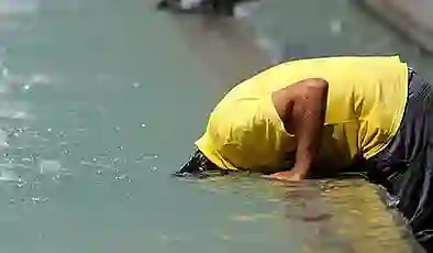 Yaz sıcakları bunaltmaya devam ediyor: Sıcaklıklar 7 kentte 40 derecenin üzerine çıktı!