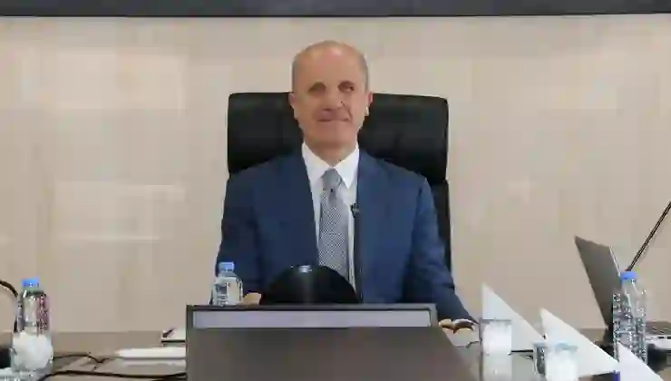 YÖK Başkanı Erol Özvar: Üniversitelerin itibarını yüksek tutmaya gayret etmemiz lazım