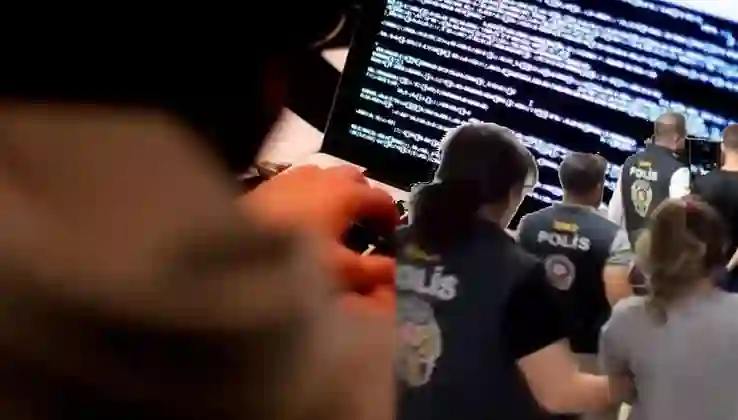 2 milyar TL’lik işlem hacimli para nakliyecilerine operasyon: Sistem nasıl işliyor?