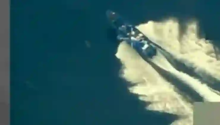 ABD yine uyuşturucu teknesi vurdu | Trump: 3 narko-teröristi öldürdük