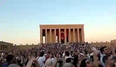 Anıtkabir’i 30 Ağustos’ta 639 bin kişi ziyaret etti